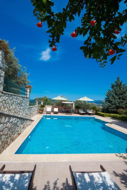 Pirofani Villa Apartments Apolpaina Exterior foto