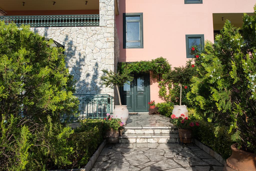 Pirofani Villa Apartments Apolpaina Exterior foto